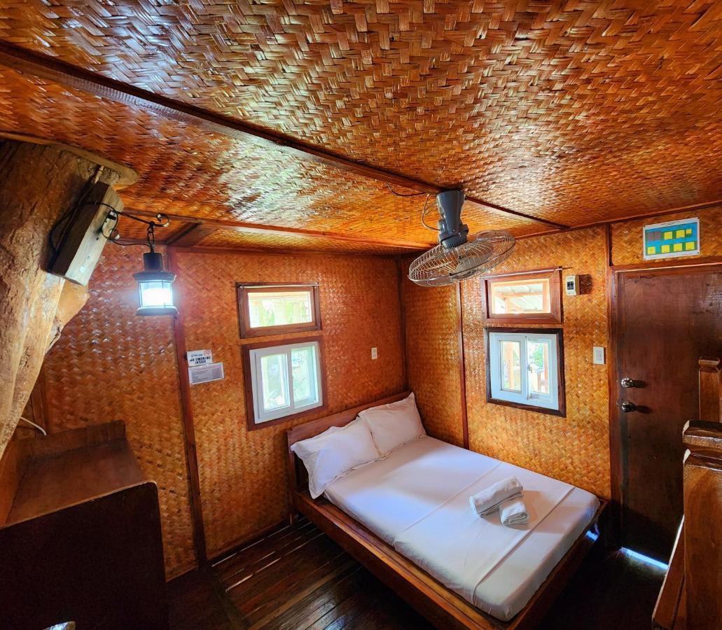 Uno Dus Tourist Inn Itaytay Exteriör bild